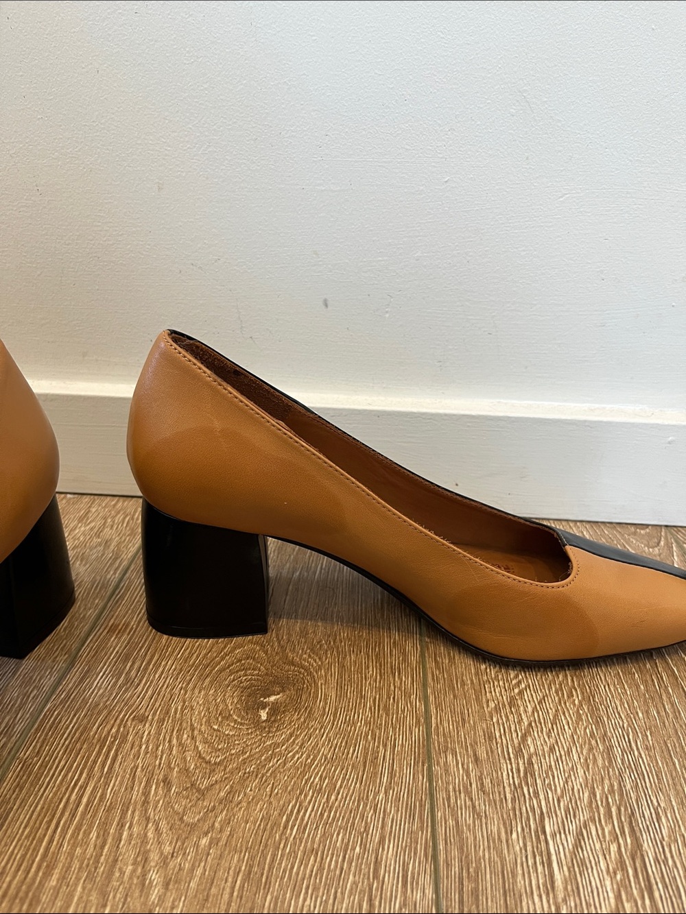 Two-Tone Black and Tan Leather Heels by Maguire - Picture 2 of 4